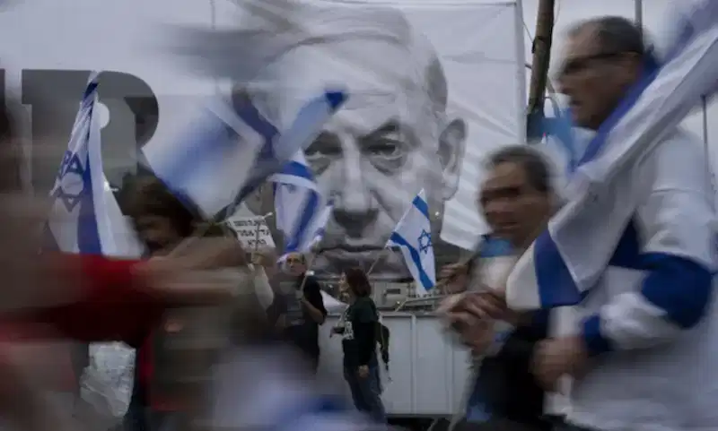Der israelische Verteidigungsminister hat auf eine Einstellung der Justizreform gedrängt. 