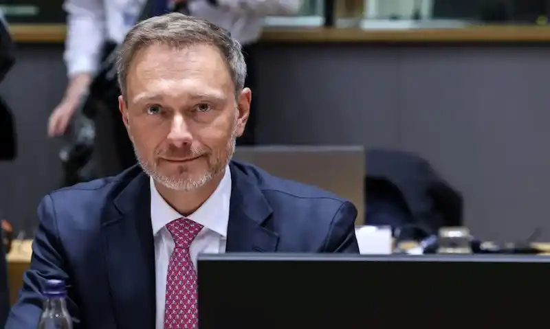 Almanya Maliye Bakanı, ülkenin rekor vergi gelirine rağmen tasarruf çağrısında bulundu