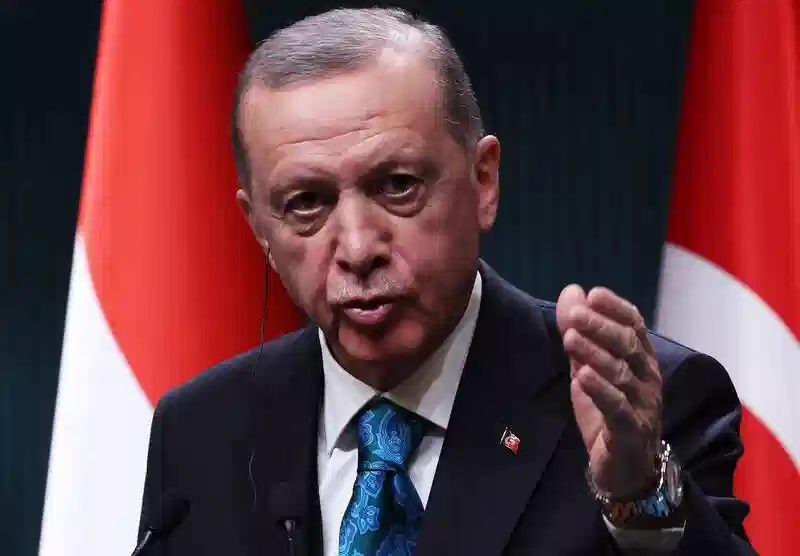 Erdogan ของตุรกีเพิ่มวาทศิลป์ต่อต้านสหรัฐฯ ท่ามกลางการเยือนของฝ่ายค้า
