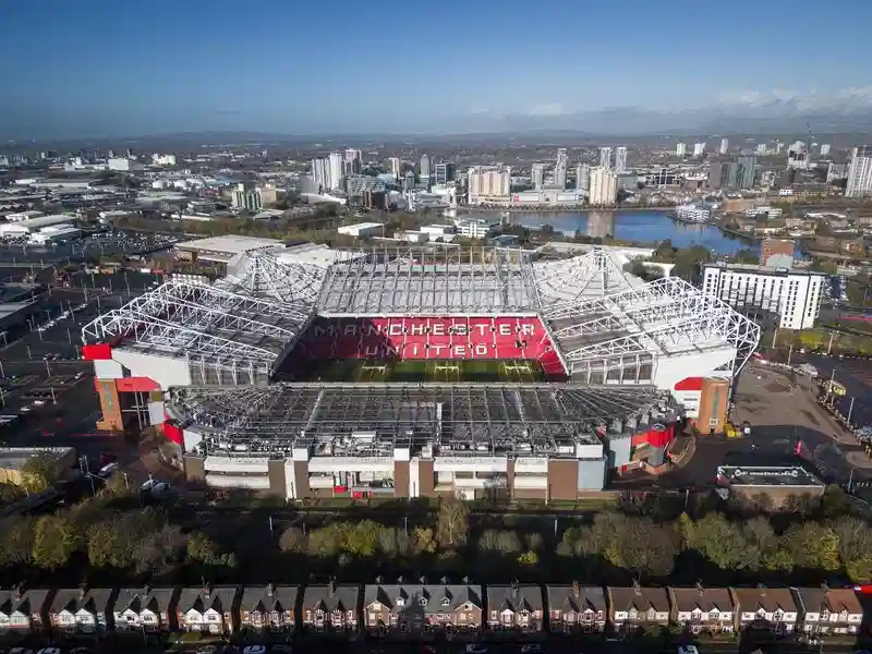 Urzędnicy brytyjscy kwestionują historię biznesową szejka Jassima, oferenta Manchesteru United