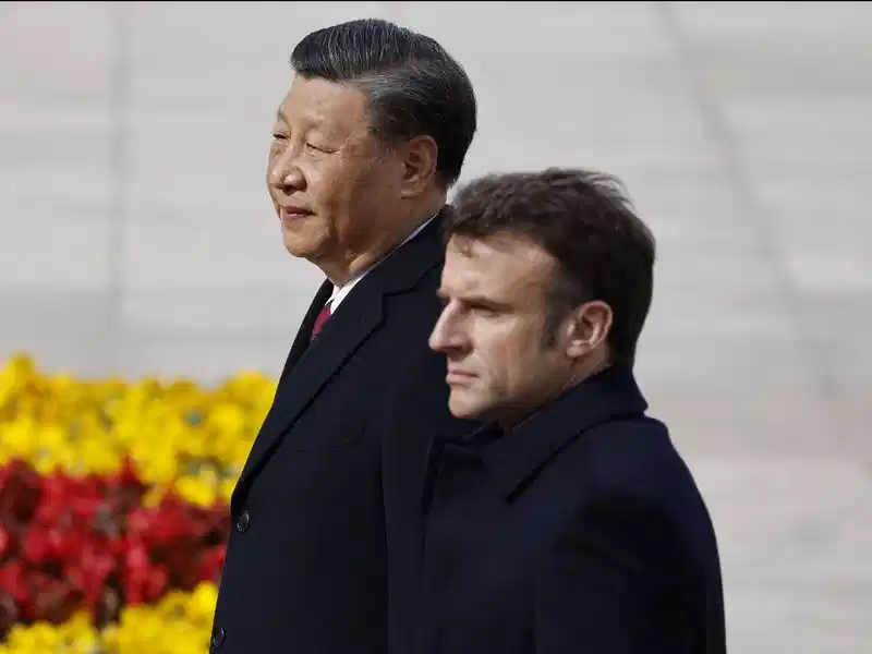 Macron calls on Xi to persuade Putin to act reasonably regarding Ukraine