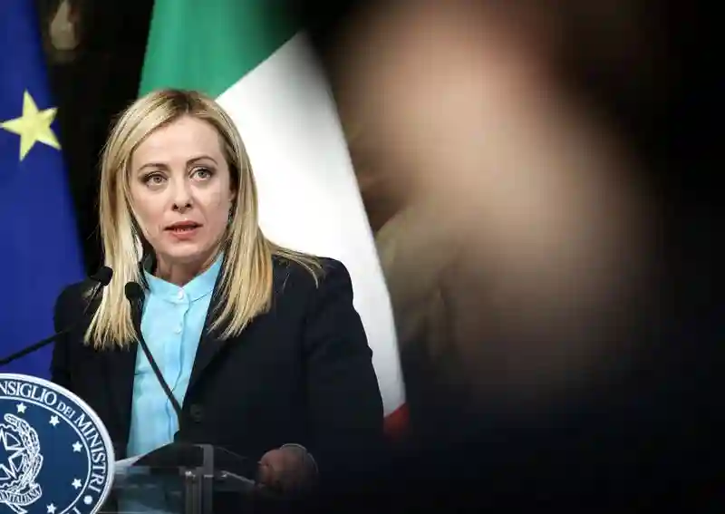 Meloni rivela il bilancio 2023 dell'Italia, comprese misure di stimolo aggiuntive