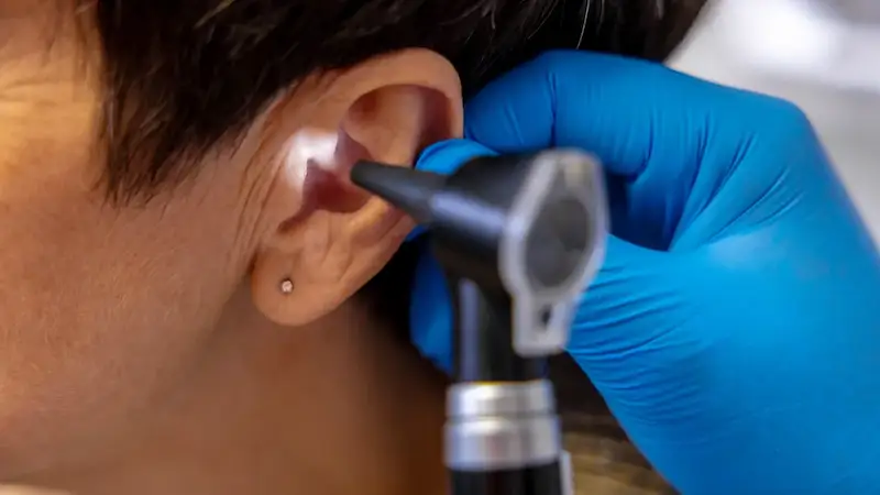 A new study has suggested that treating hearing loss could lower the risk of developing dementia.