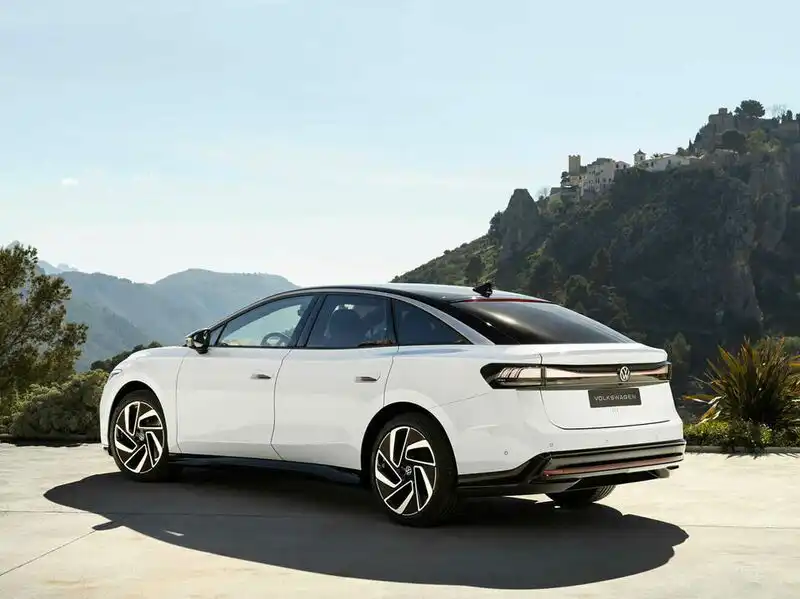 VW showcases ID.7 electric sedan to compete for Chinese market share.