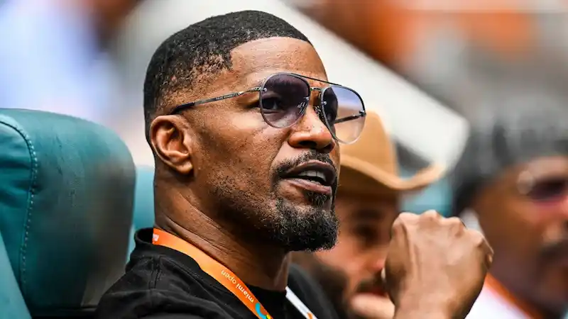 Jamie Foxx è ancora in ospedale dopo aver sofferto di un 