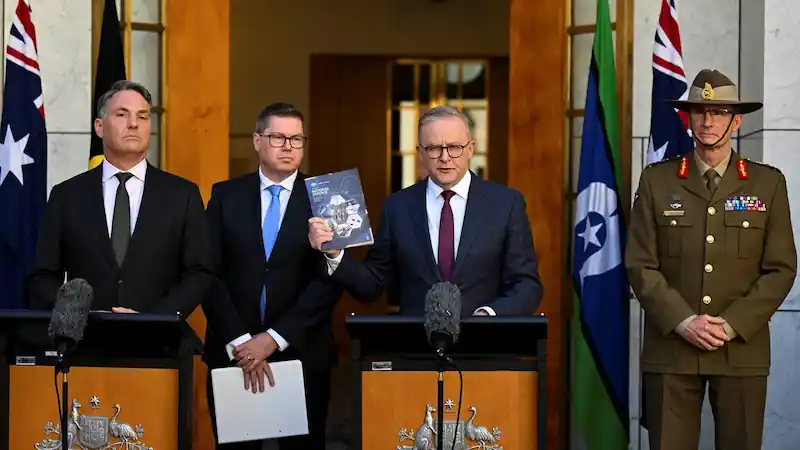 L'Australia lancia un vasto potenziamento della difesa in mezzo alla crescente influenza della Cina. 