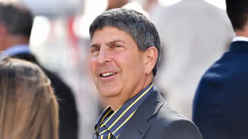 Jeff Shell, CEO di NBCUniversal, si dimette a seguito di segnalazioni di 