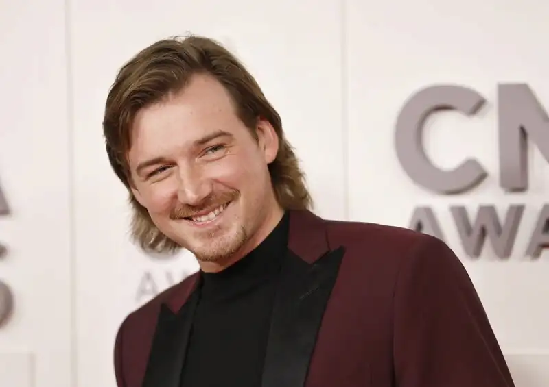 King & Prince, Morgan Wallen impulsan las ventas de Universal Music