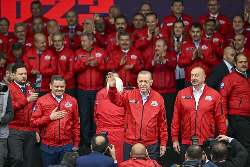 Erdogan resumes campaign activities following brief stomach ailment.