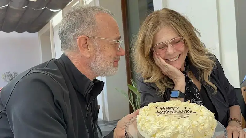 Tom Hanks und Rita Wilson begehen ihren 35. Hochzeitstag mit einer Liebesbotschaft. 