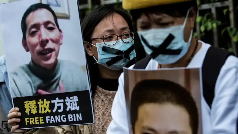 Cittadino giornalista di Wuhan, che ha registrato l'epidemia di Covid-19, finalmente rilasciato dopo tre anni di detenzione. 