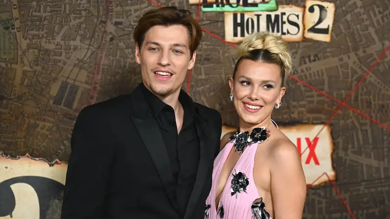 Jon Bon Jovi stimmt der Verlobung seines Sohnes mit Millie Bobby Brown zu. 