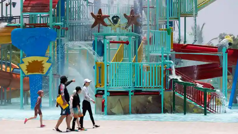 Record-breaking heat wave hits Southeast Asia, with Vietnam and Laos experiencing their highest temperatures ever.