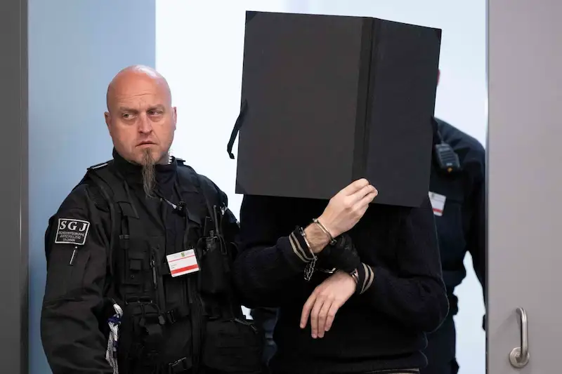 Fünf Männer des mutigen Schmuckraubs im Wert von 123 Millionen US-Dollar in Dresden für schuldig befunden
