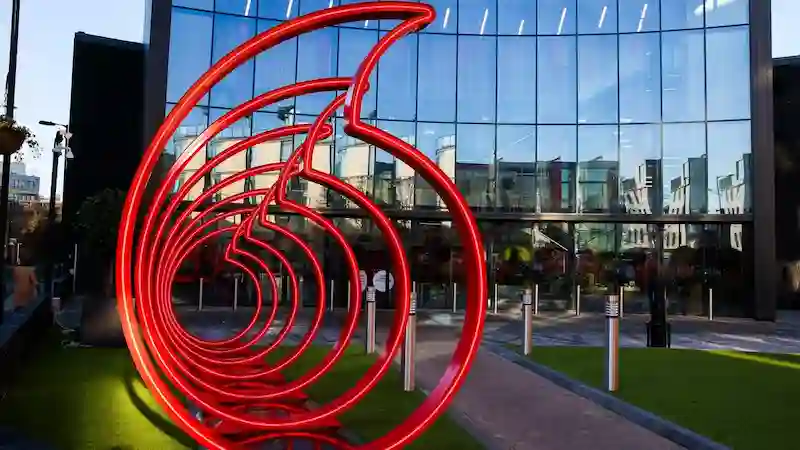 Vodafone vai cortar 11.000 postos de trabalho no plano de reestruturação. 