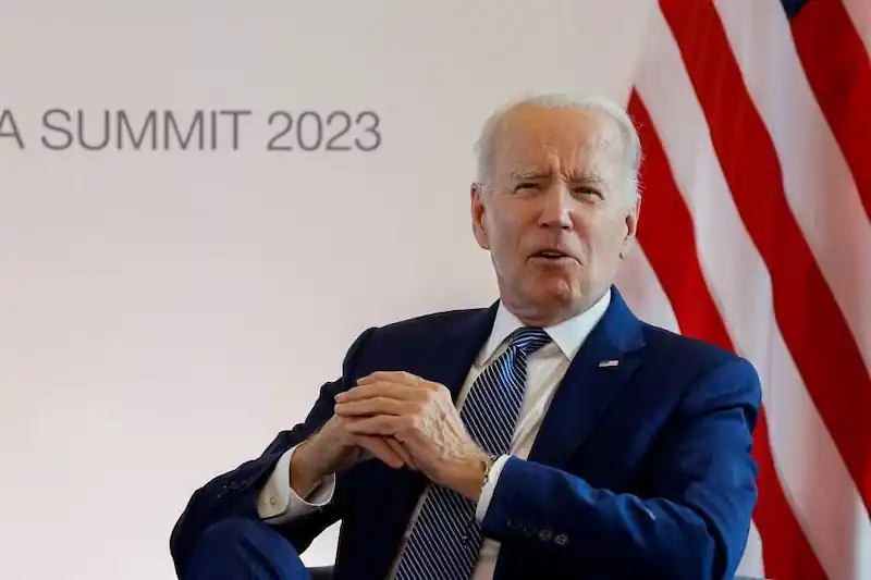 バイデン氏は、債務交渉が激化する中、米国がデフォルトを回避できることに楽観的な見方を示している。 