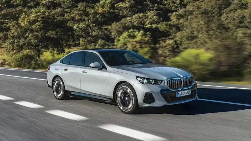 BMW sedan enables drivers to change lanes simply by using their vision.