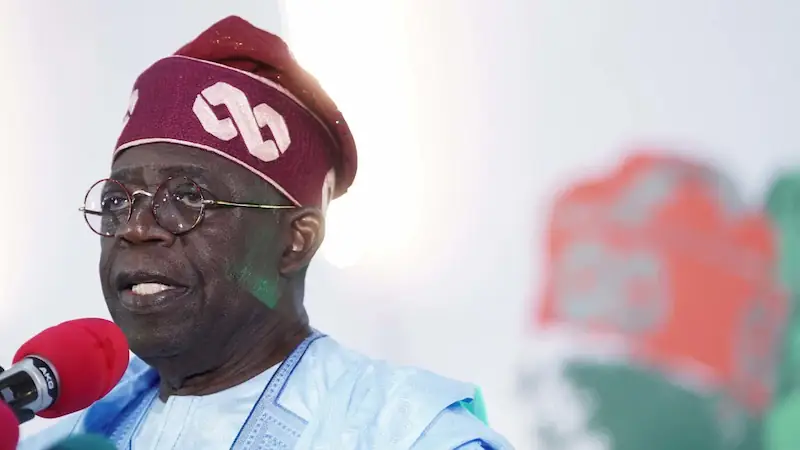 Bola Tinubu wird als neuer Staatschef Nigerias vereidigt