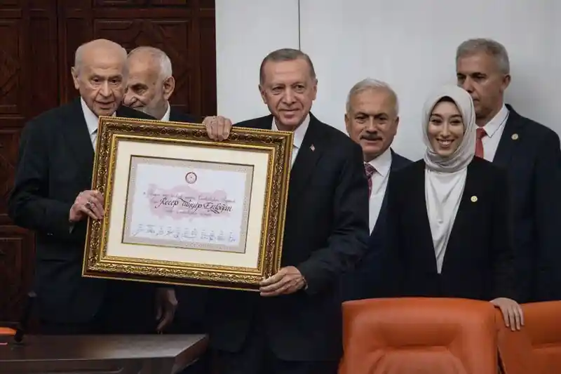 Erdogan ha prestato giuramento come presidente della Turchia per un altro mandato di cinque anni