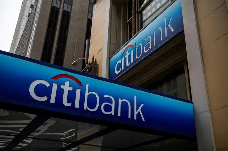 Citigroup eliminiert das FX-Strategieteam und reduziert die Anzahl der Analystenpositionen. 