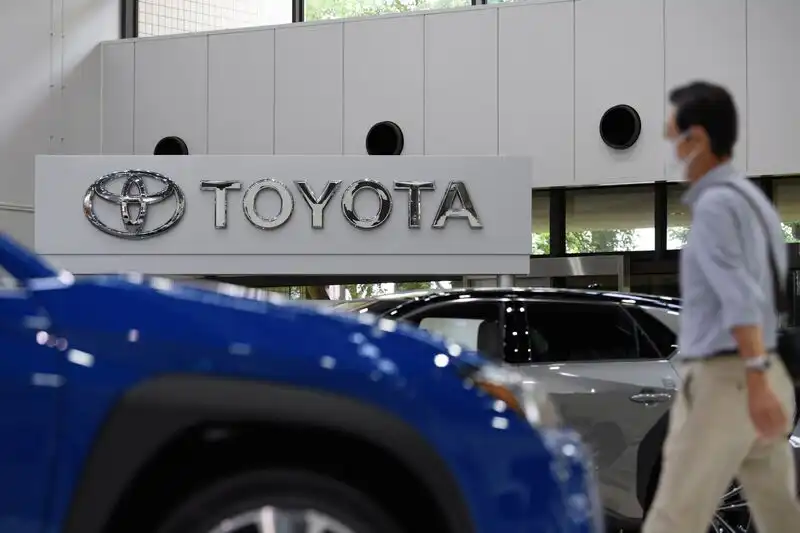 Toyota gets ready for possible criticism from investors regarding its approach to electric vehicles during annual meeting.