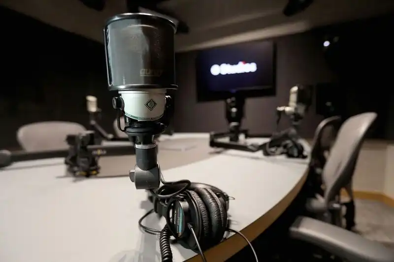 Spotify zmienia punkt ciężkości, inwestując miliard dolarów w podcasting