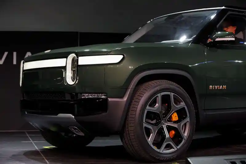 Rivian's SUV production surpasses that of its pickup trucks.