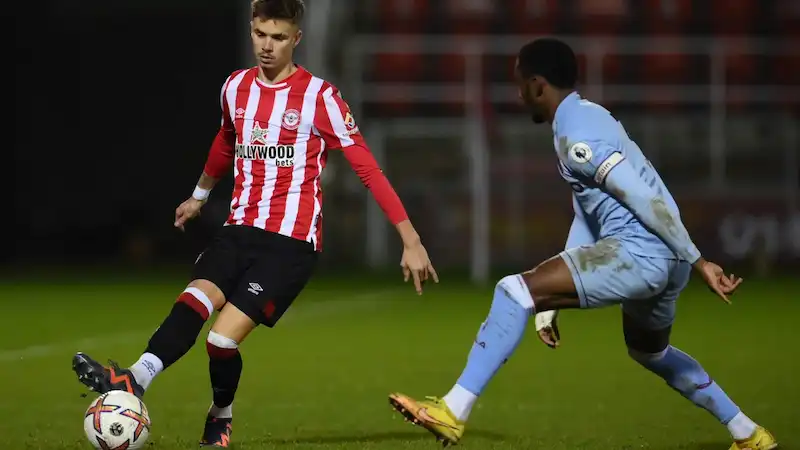 Romeo Beckham inks one-year deal with Brentford in the Premier League.