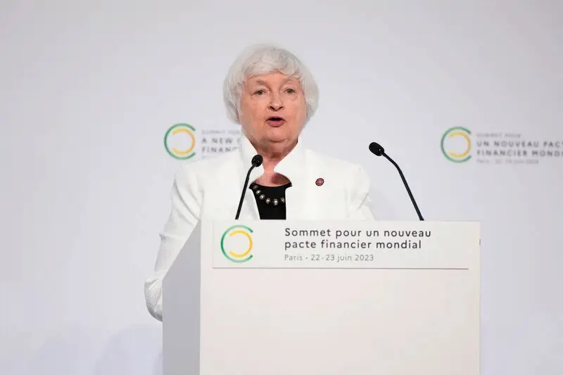 Yellen e il premier cinese appaiono insieme in pubblico mentre le relazioni migliorano. 