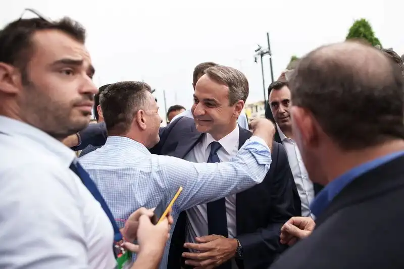 Po decydującym zwycięstwie w wyborach Mitsotakis traktuje priorytetowo grecką gospodarkę. 