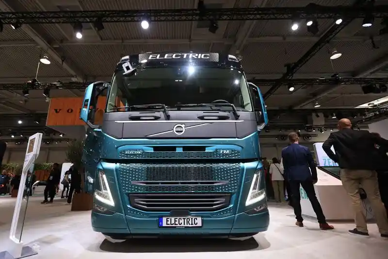 Nike and Pepsi urge EU to accelerate implementation of eco-friendly trucks.