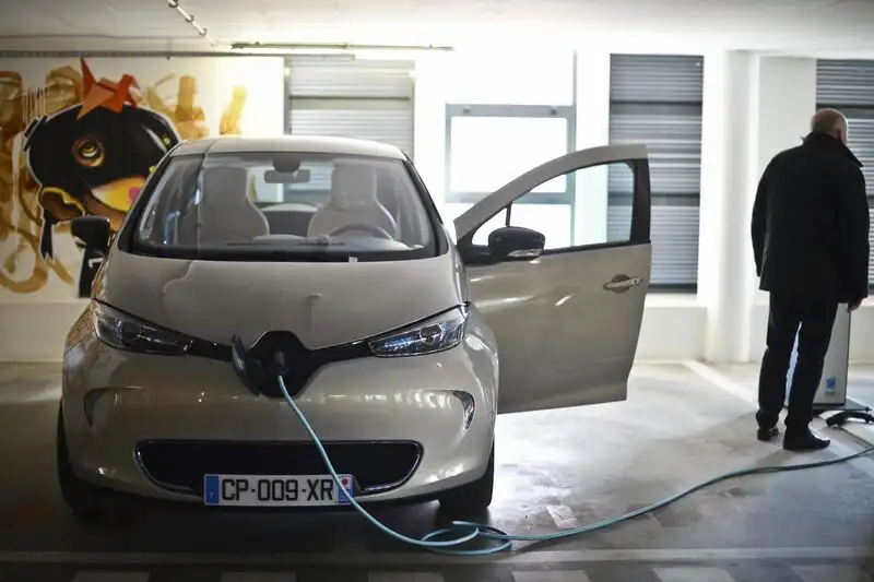 Nissan e Renault si avvicinano all'accordo sulla divisione EV man mano che i colloqui procedono. 