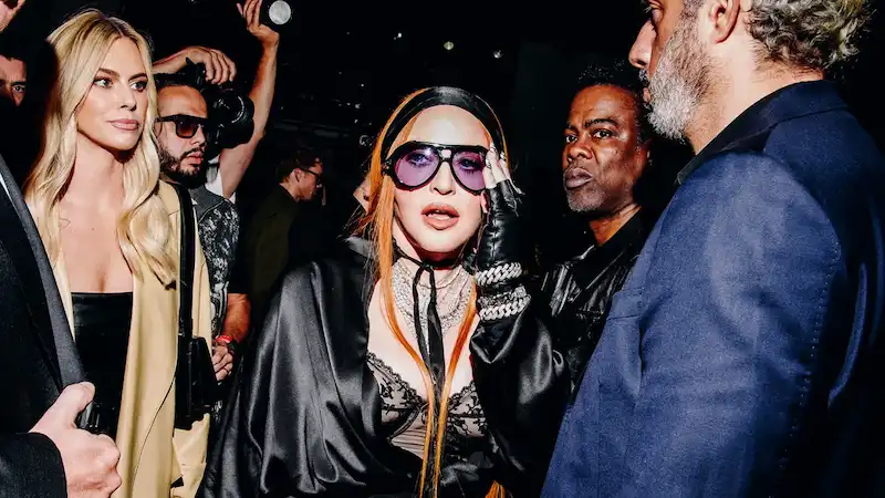 Madonna wurde aus dem Krankenhaus entlassen, verrät ein Insider