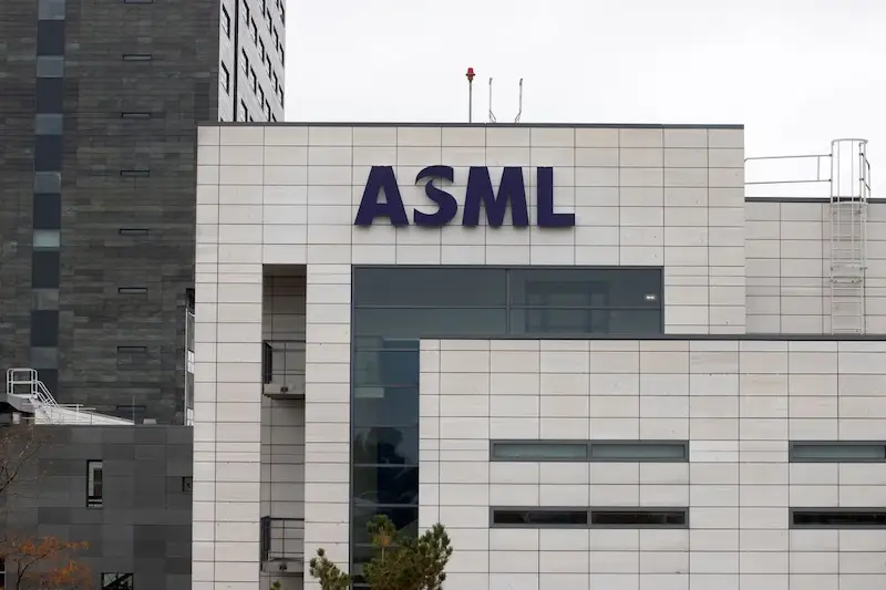 ASML sieht sich in den Niederlanden mit erhöhten Einschränkungen bei der Wartung von Chip-Geräten in China konfrontiert