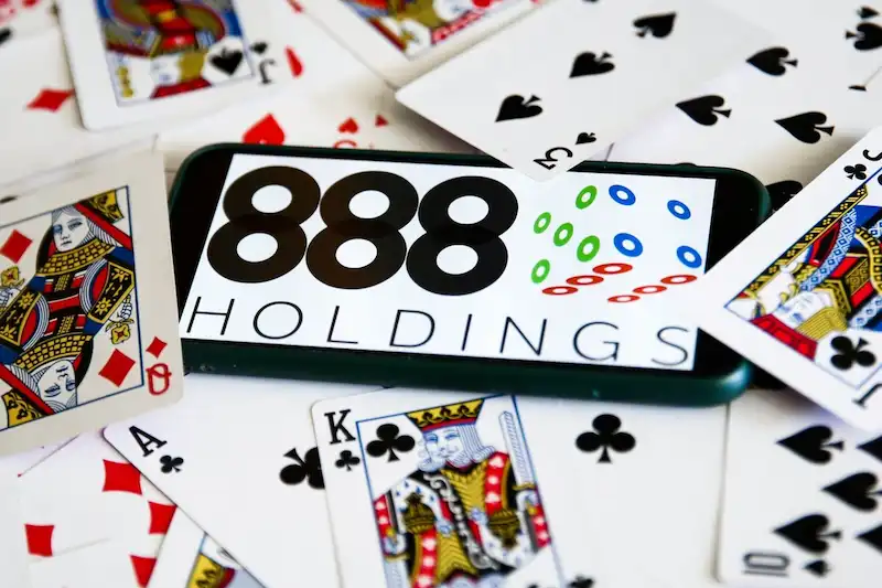 888 stoi w obliczu brytyjskiego przeglądu regulacyjnego po przejęciu udziałów przez FS Gaming