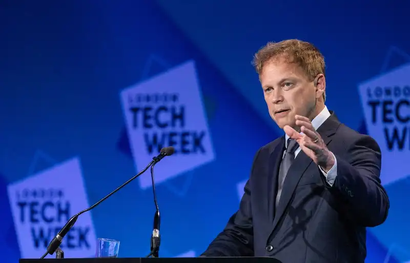 UK's Shapps to Question Leading Supermarkets and Energy Companies on Fuel Prices