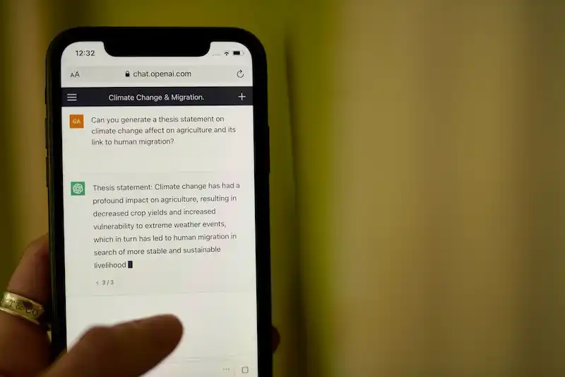 Apple Experiments with 'Apple GPT,' Creates Innovative AI Tools to Outsmart OpenAI