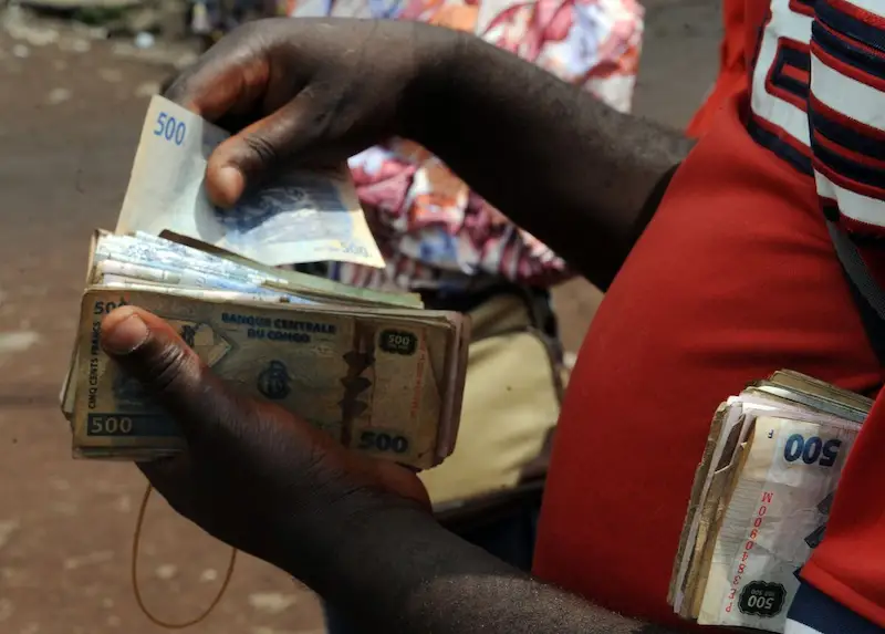 Ministro das Finanças do Congo toma medidas para impedir a depreciação do franco