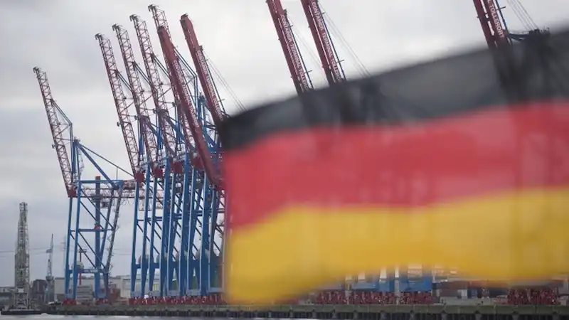 L'economia tedesca prevede di sperimentare l'unica contrazione del G-7 nel 2023, avverte il FMI