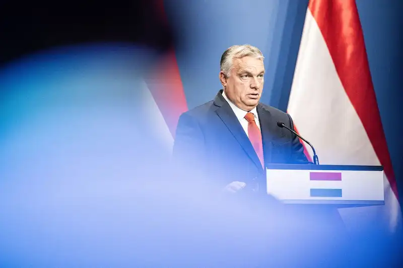 Ex-Zentralbanker Simor prognostiziert eine erhöhte Wahrscheinlichkeit eines EU-Austritts Ungarns
