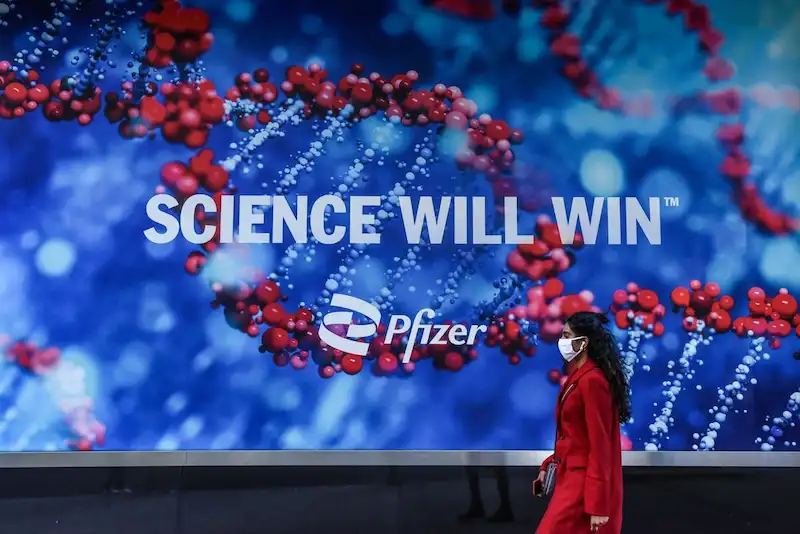 Pfizer bleibt hinter den Covid- und anderen Medikamentenprognosen zurück und korrigiert die Prognose nach unten. 