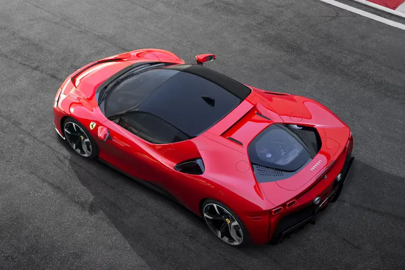 A Ferrari atinge um marco significativo na China, já que mais de um quarto das vendas são para compradores do sexo feminino. 