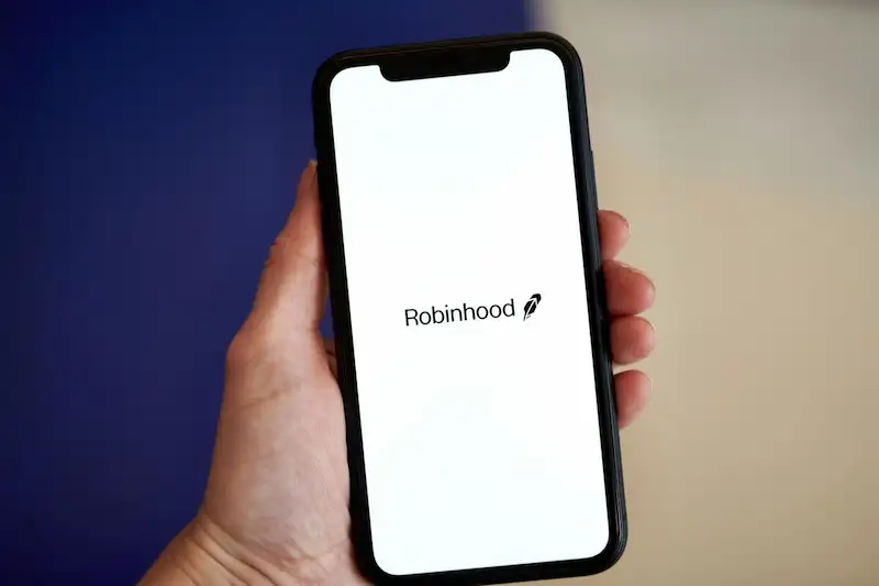 Robinhood afirma que está bajo investigación por parte de las autoridades del estado de Nueva York