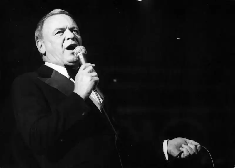 Sony und andere Musiklabels reichen Klage wegen Online-Speicherung von Sinatra 78s ein