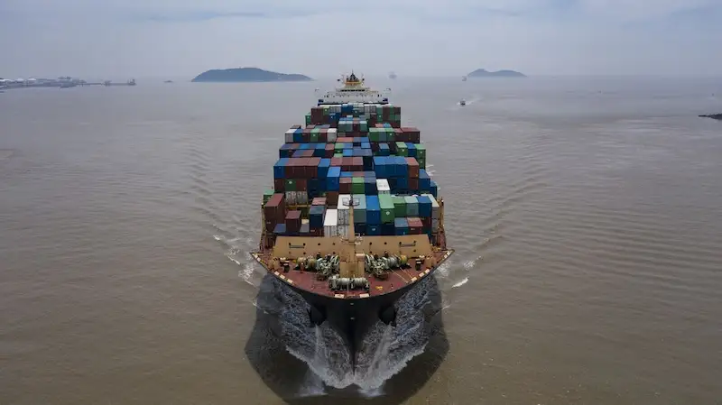China übertrifft Griechenland als führende Schifffahrtsnation bei entscheidender Kennzahl