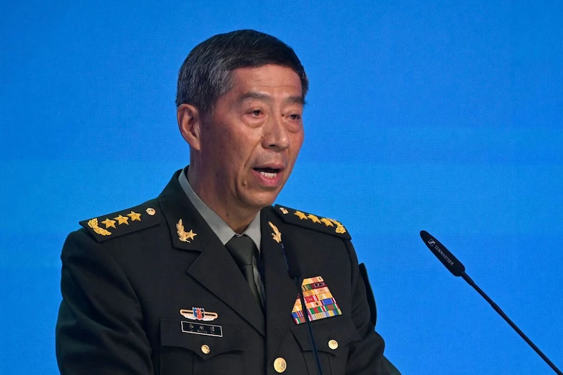 Chinas Verteidigungsminister verpflichtet sich, die militärischen Beziehungen zu stärken, ohne die USA einzubeziehen