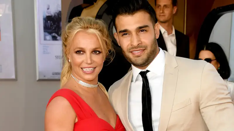Mke wa Britney Spears, Sam Asghari, anaanzisha kesi za talaka. 