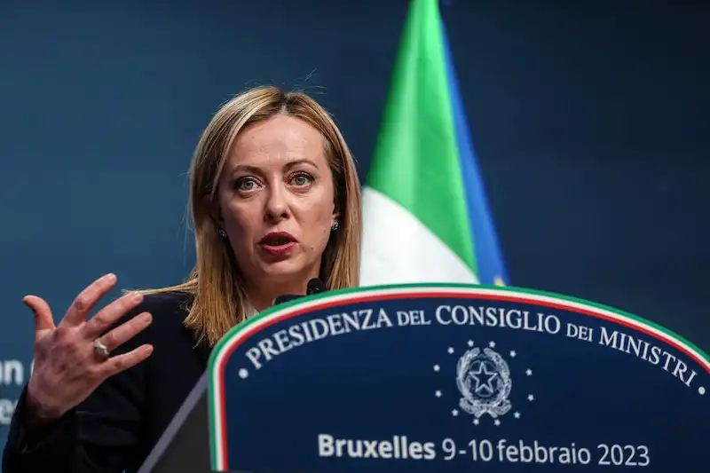 EZB bereitet Beschwerde gegen Italien wegen Bankensteuer vor, berichtet Corriere