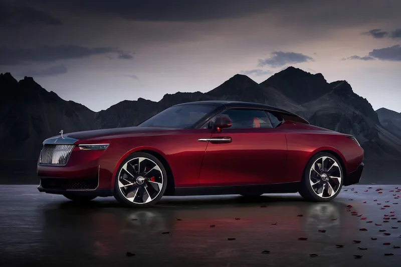 Rolls-Royce presenta l'esclusiva cabrio roadster con un prezzo che supera i 30 milioni di dollari