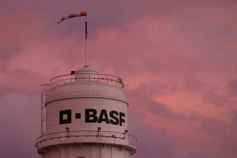 BASF, Deutschlands führendes Chemieunternehmen, sichert sich exklusive LNG-Lieferpartnerschaft mit Cheniere